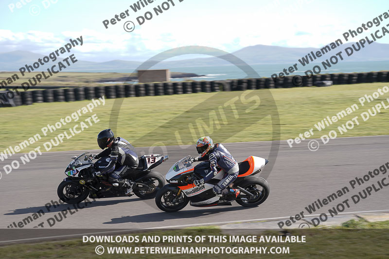 anglesey no limits trackday;anglesey photographs;anglesey trackday photographs;enduro digital images;event digital images;eventdigitalimages;no limits trackdays;peter wileman photography;racing digital images;trac mon;trackday digital images;trackday photos;ty croes